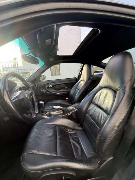 PORSCHE 911 (996) CARRERA 4S 3.6 COUPE 320 CV / TOIT OUVRANT / FULL CUIR 