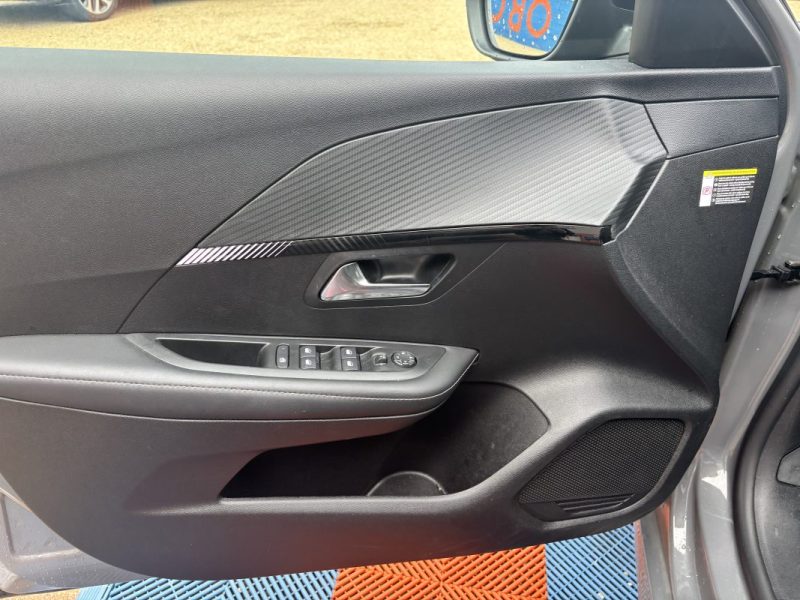 PEUGEOT 208 HYBRID 100 ACTIVE E-DCS 2024