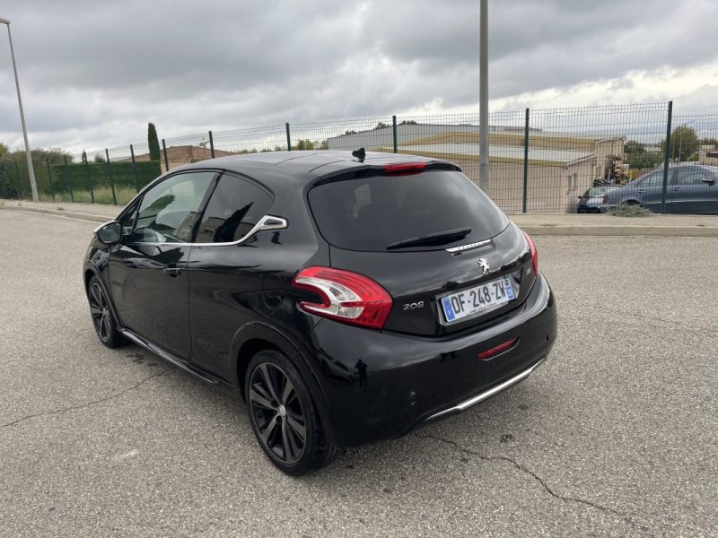 PEUGEOT 208 YX 1.6HDI 115CV TOIT PANO CT OK GARANTIE 