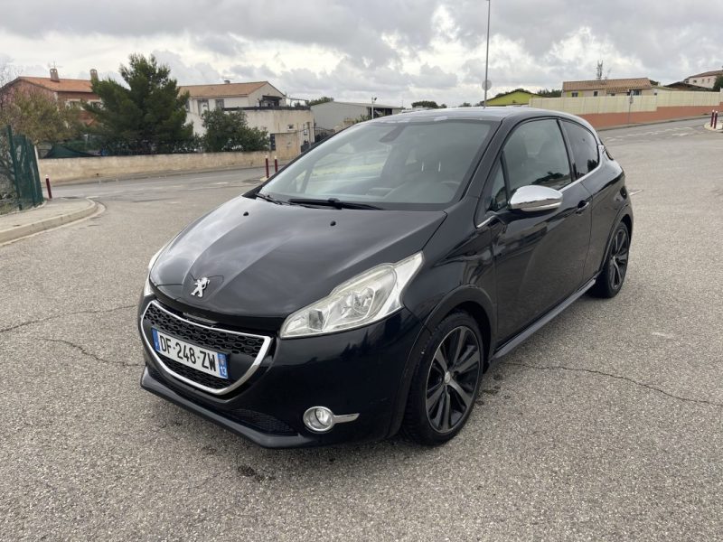 PEUGEOT 208 YX 1.6HDI 115CV TOIT PANO CT OK GARANTIE 