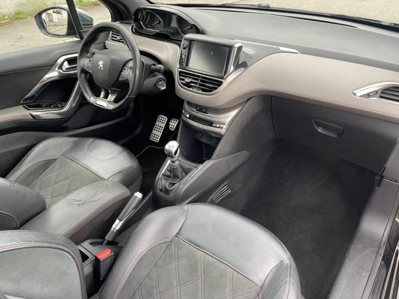 PEUGEOT 208 YX 1.6HDI 115CV TOIT PANO CT OK GARANTIE 