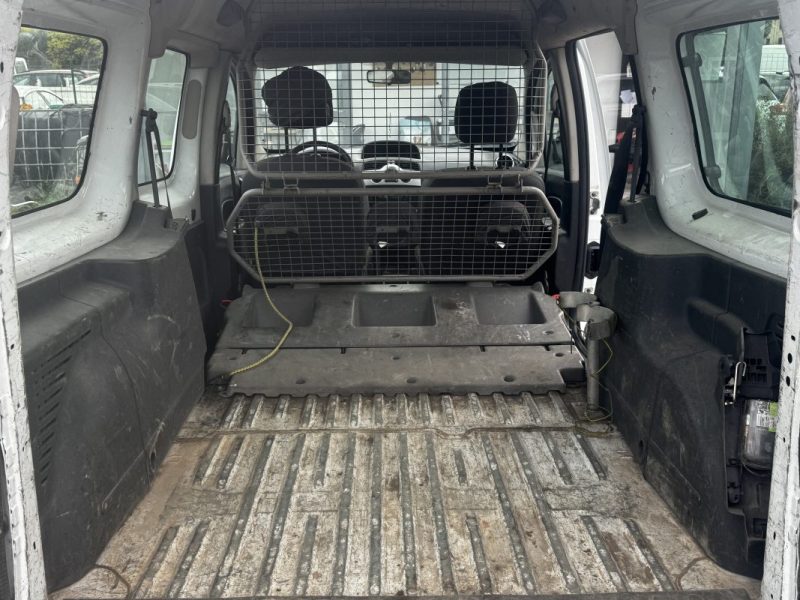 RENAULT KANGOO II 1.5 DCI 85 CONFORT CABINE APPROFONDIE 5 PLACES