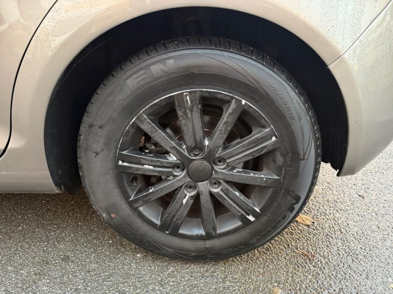 VOLKSWAGEN GOLF PLUS 1.6 TDI 105 FAP BlueMotion Confortline DSG7 - Entretien Volkswagen complet
