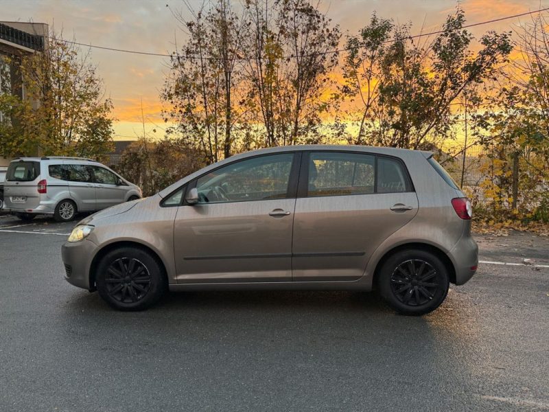 VOLKSWAGEN GOLF PLUS 1.6 TDI 105 FAP BlueMotion Confortline DSG7 - Entretien Volkswagen complet