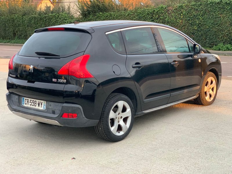 PEUGEOT 3008 1.6 HDI115 FAP NAPAPIJRI 2013
