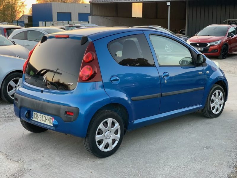 PEUGEOT 107 1.0 12V NAVTEQ 5P 2013