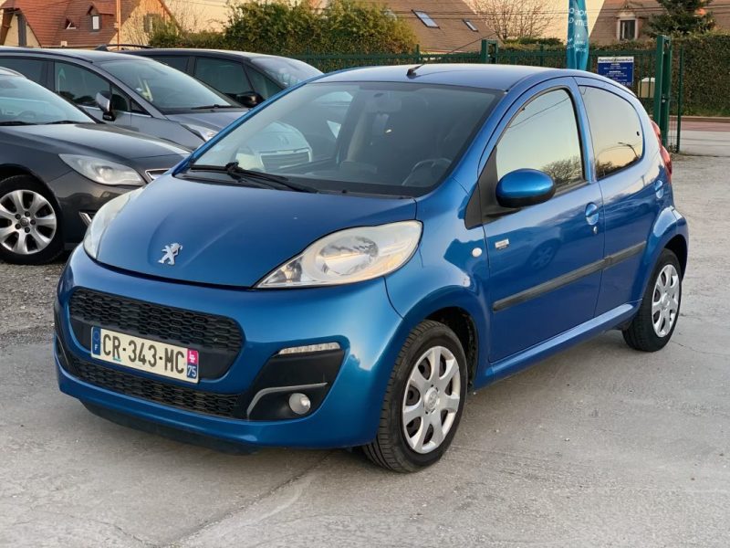 PEUGEOT 107 1.0 12V NAVTEQ 5P 2013