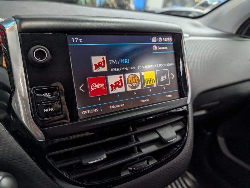 PEUGEOT 2008 1.5 BlueHDi 100 ch Allure