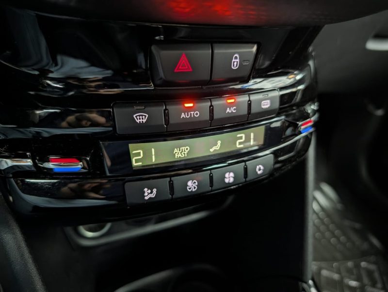 PEUGEOT 2008 1.5 BlueHDi 100 ch Allure