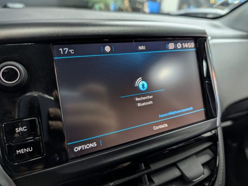 PEUGEOT 2008 1.5 BlueHDi 100 ch Allure