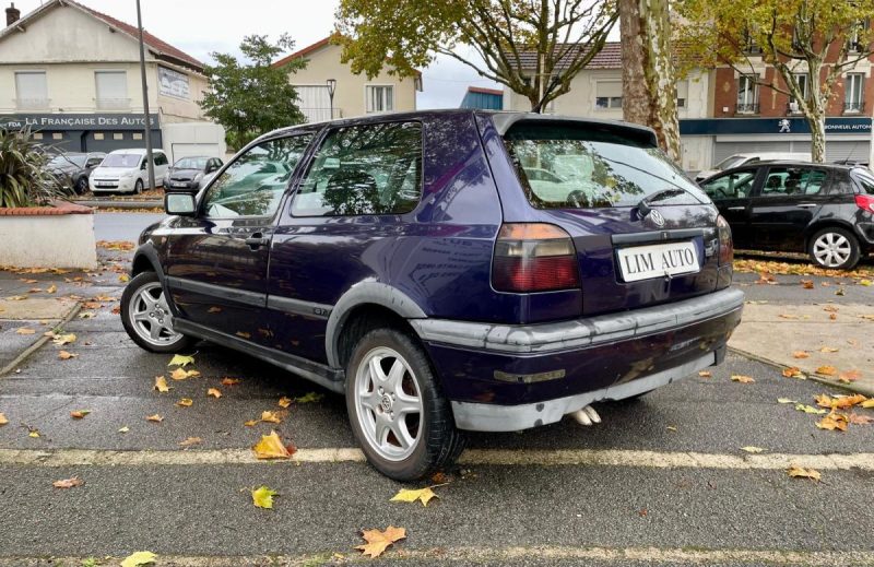 VOLKSWAGEN GOLF III 1.9 GT TDI 110 3 Portes