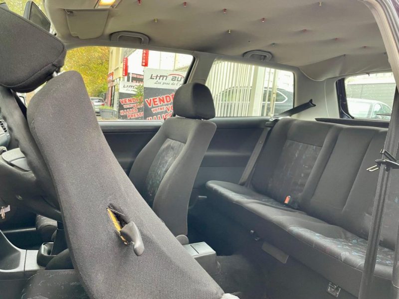 VOLKSWAGEN GOLF III 1.9 GT TDI 110 3 Portes