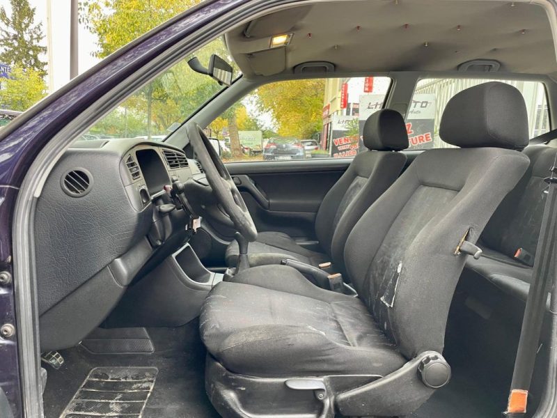 VOLKSWAGEN GOLF III 1.9 GT TDI 110 3 Portes