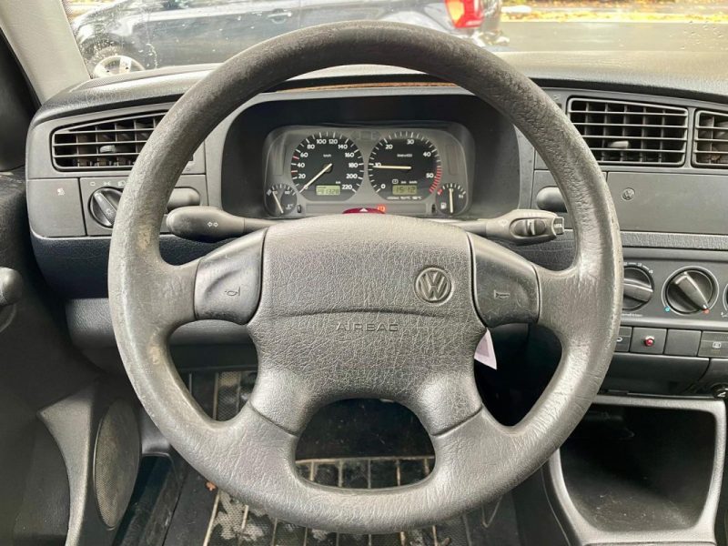 VOLKSWAGEN GOLF III 1.9 GT TDI 110 3 Portes