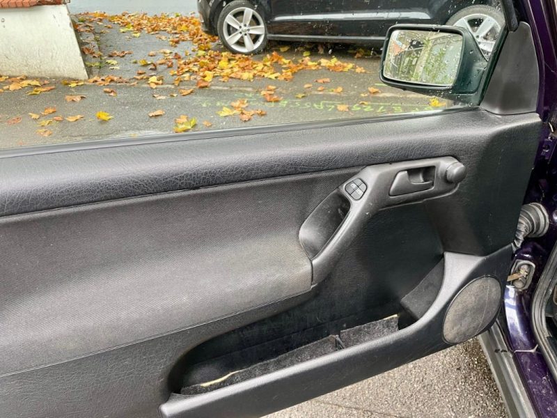 VOLKSWAGEN GOLF III 1.9 GT TDI 110 3 Portes