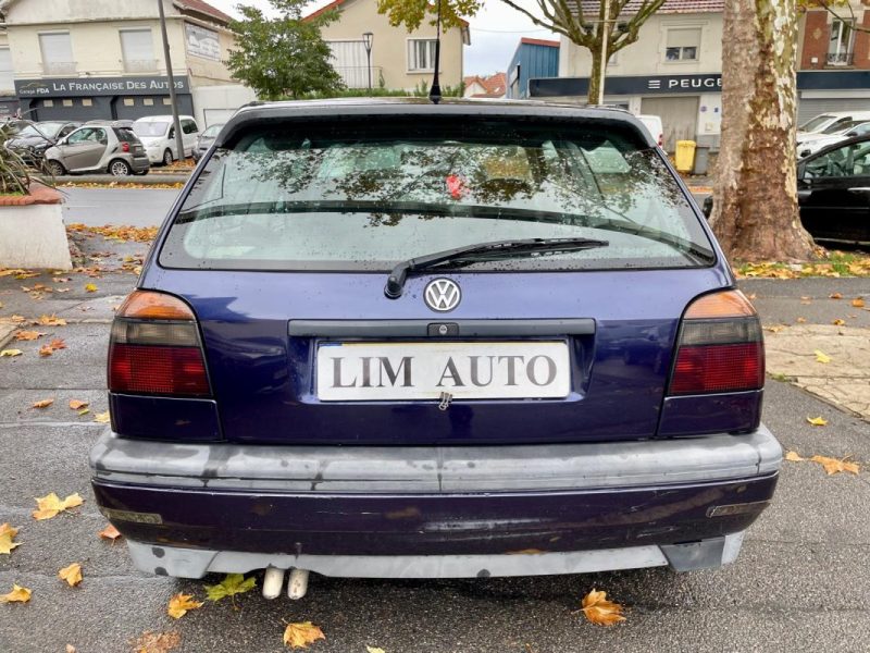VOLKSWAGEN GOLF III 1.9 GT TDI 110 3 Portes