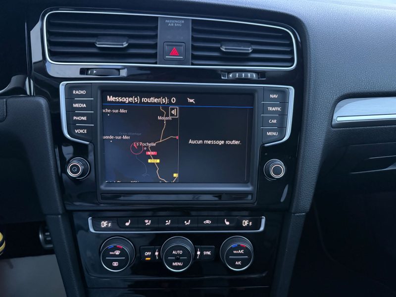 VOLKSWAGEN GOLF VII 2.0 TDI 150CH BLUEMOTION TECHNOLOGY FAP CONFORTLINE/TOIT OUVRANT/GPS 2016