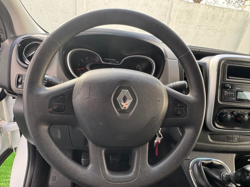 RENAULT TRAFIC 3 COURT 1.6 DCI 95 CH  - 16V TURBO L1H1  