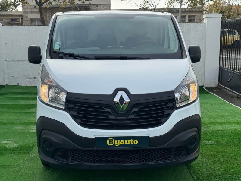 RENAULT TRAFIC 3 COURT 1.6 DCI 95 CH  - 16V TURBO L1H1  
