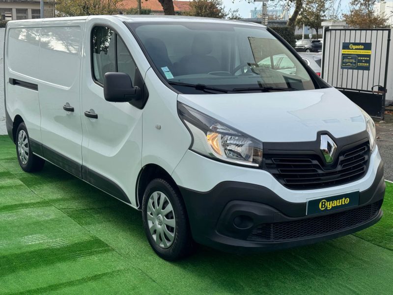 RENAULT TRAFIC 3 COURT 1.6 DCI 95 CH  - 16V TURBO L1H1  
