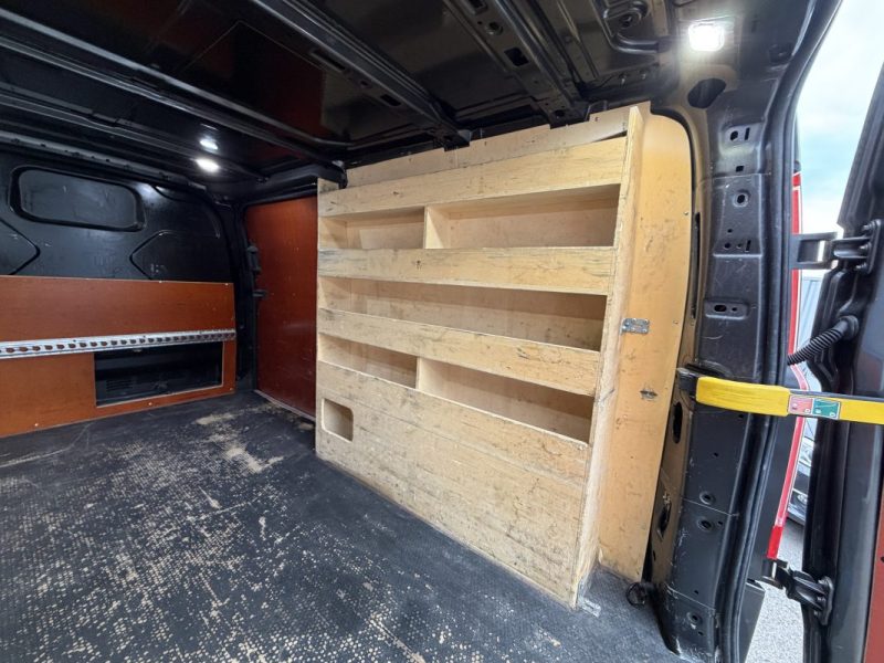 FORD T.CUSTOM 300 L2H1 2.0 ECOBLUE 170 S&S LIMITED SPORT BVA6 2018