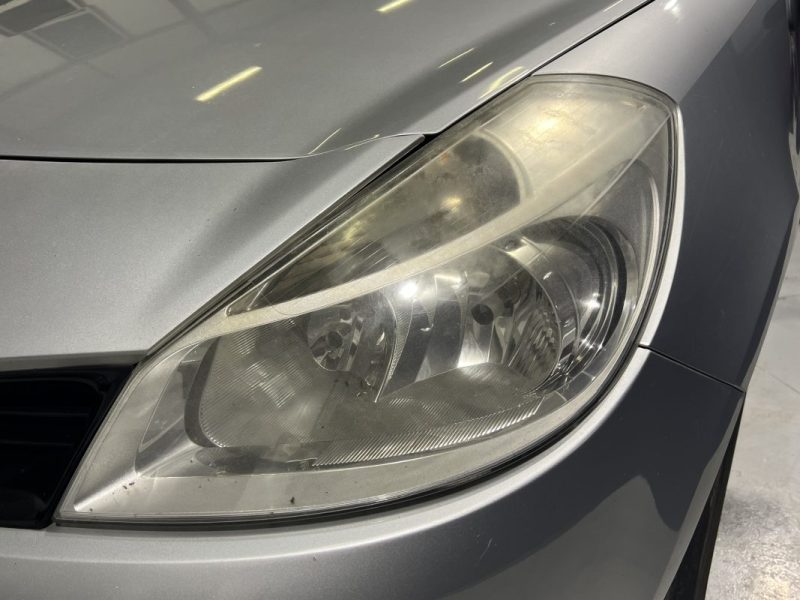 RENAULT CLIO 3 DYNAMIQUE 1.4 16V 98CH 2005