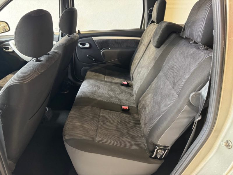 DACIA  LOGAN 1.6 16V 105  (114 800 KMS) 1° MAIN GARANTIE 