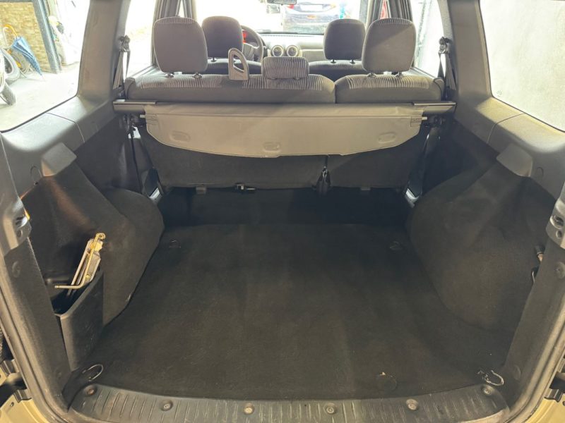 DACIA  LOGAN 1.6 16V 105  (114 800 KMS) 1° MAIN GARANTIE 