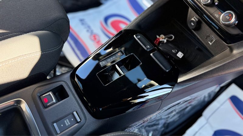 OPEL  CORSA GS LINE 1.2 131 CV BVA8   GARENTIE CONSTRUCTEUR OPEL EUROPE 