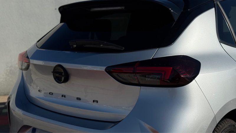 OPEL  CORSA GS LINE 1.2 131 CV BVA8   GARENTIE CONSTRUCTEUR OPEL EUROPE 