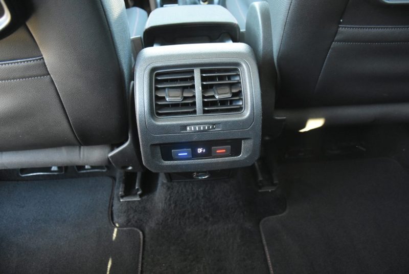 VOLKSWAGEN TOURAN 1.4 TSI 150CH BLUEM MOVE DSG7 7 PLACES + OPTIONS 2017