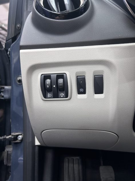 RENAULT CAPTUR 1.5 DCI 90CH ENERGY INTENS EURO6C 2018