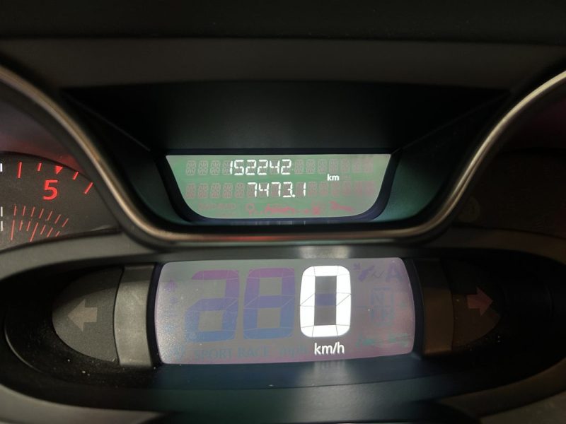 RENAULT CAPTUR 1.5 DCI 90CH ENERGY INTENS EURO6C 2018