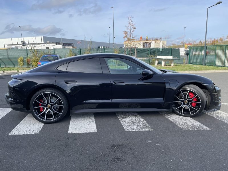 Porsche Taycan 4S 94 kWh Performance Plus • 571 ch • 2022