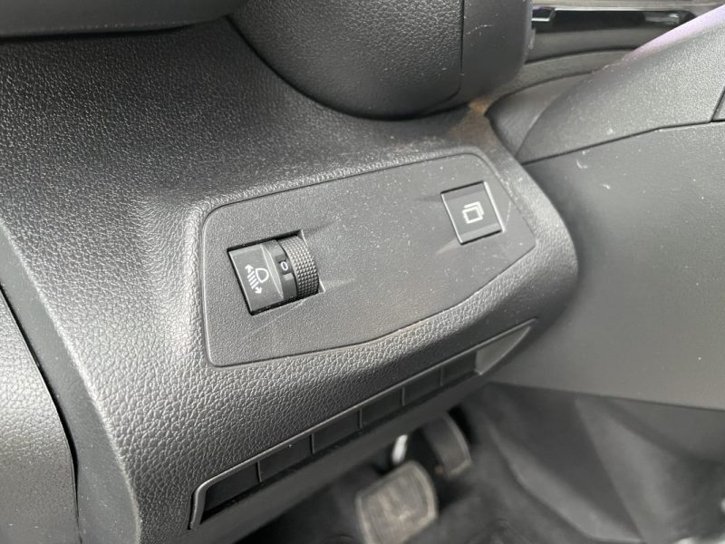 TOYOTA PROACE 3  TOYOTA PROACE CITY (2) FOURGON MEDIUM 1.5 130 D-4D BVA8 DYNAMIC 2025