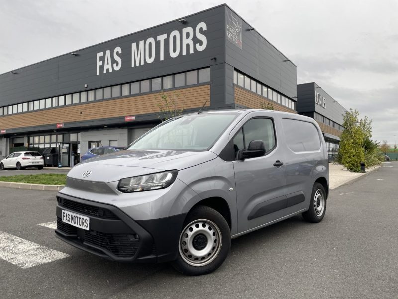 TOYOTA PROACE 3  TOYOTA PROACE CITY (2) FOURGON MEDIUM 1.5 130 D-4D BVA8 DYNAMIC 2025