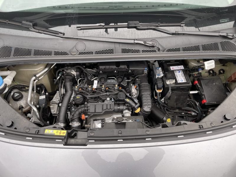 TOYOTA PROACE 3  TOYOTA PROACE CITY (2) FOURGON MEDIUM 1.5 130 D-4D BVA8 DYNAMIC 2025