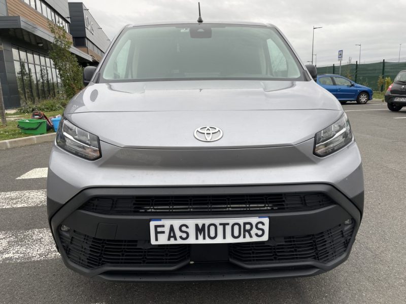 TOYOTA PROACE 3  TOYOTA PROACE CITY (2) FOURGON MEDIUM 1.5 130 D-4D BVA8 DYNAMIC 2025