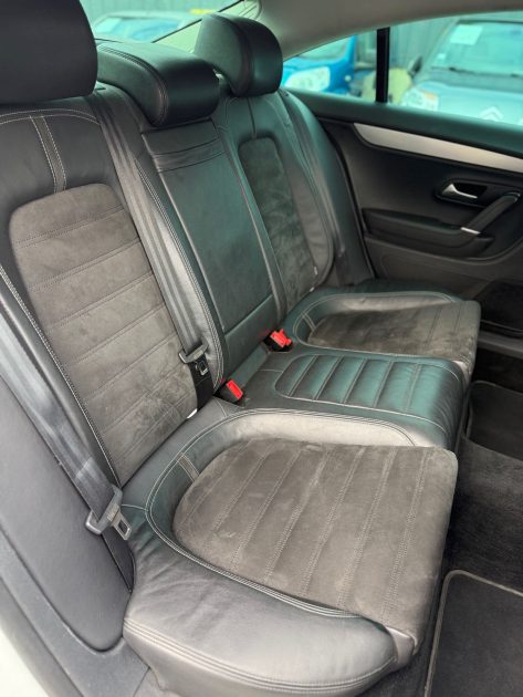 VOLKSWAGEN PASSAT CC 2.0 TDI 140CH BLUEMOTION FAP CARAT EDITION