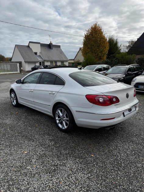VOLKSWAGEN PASSAT CC 2.0 TDI 140CH BLUEMOTION FAP CARAT EDITION