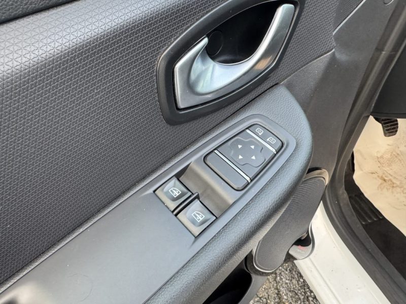 RENAULT CLIO IV 1.2 16V 75CH ZEN 