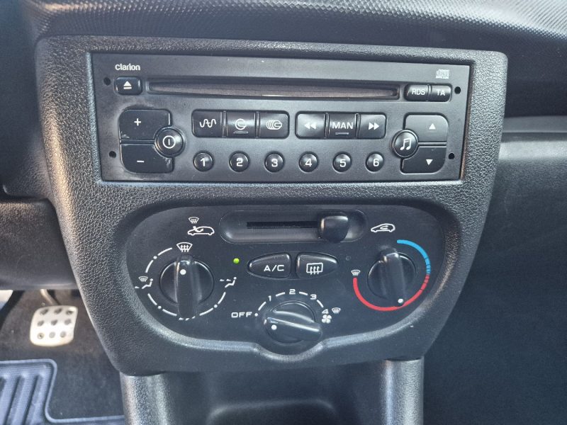 PEUGEOT 206+ 1.4 HDI - 8V TURBO 2013