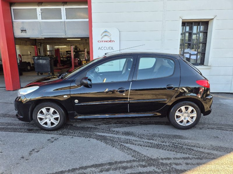 PEUGEOT 206+ 1.4 HDI - 8V TURBO 2013
