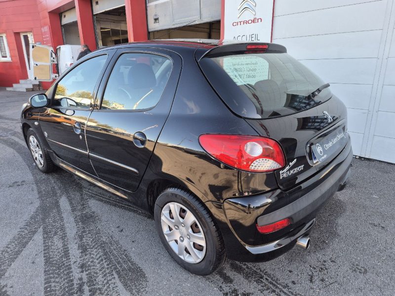 PEUGEOT 206+ 1.4 HDI - 8V TURBO 2013