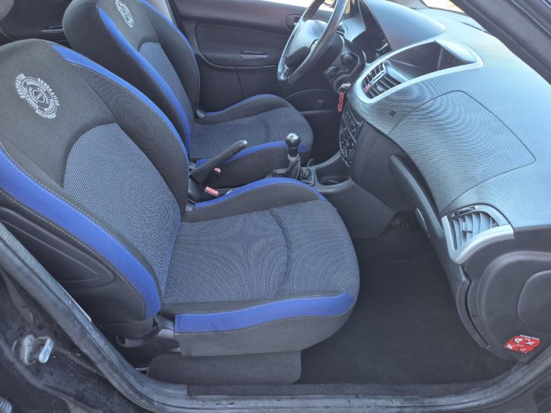 PEUGEOT 206+ 1.4 HDI - 8V TURBO 2013