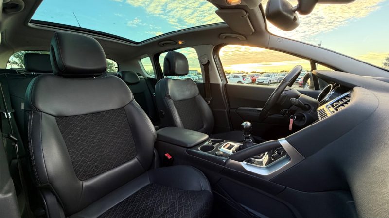 PEUGEOT 3008 1.6 HDI 115 Cv ALLURE