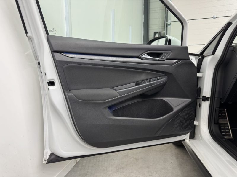 Golf VIII GTI 2.0 TSI 245ch DSG7 - HARMAN KARDON - TOIT OUVRANT - MALUS PAYÉ