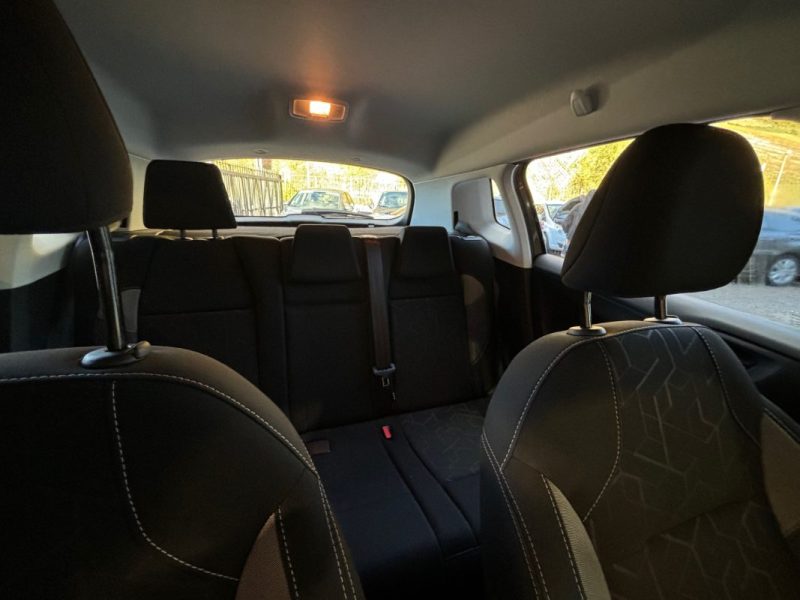 Peugeot 2008 110 cv Style Allure Distribution Neuve Super état Garantie 12 Mois 