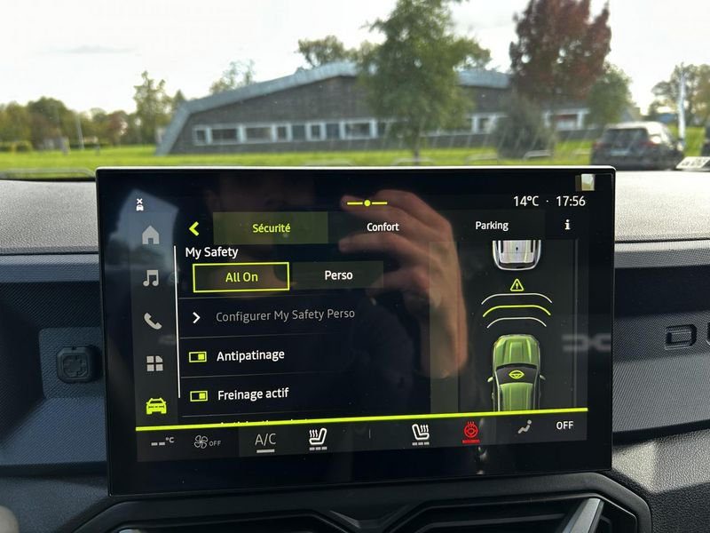 Dacia Duster Full Hybrid 140 Journey PackCold PackCity RDS