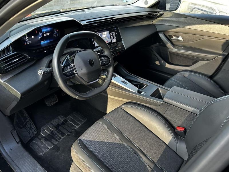 Peugeot 308 SW BlueHDi 130 Allure EAT8 GPS Radar Ar Camera